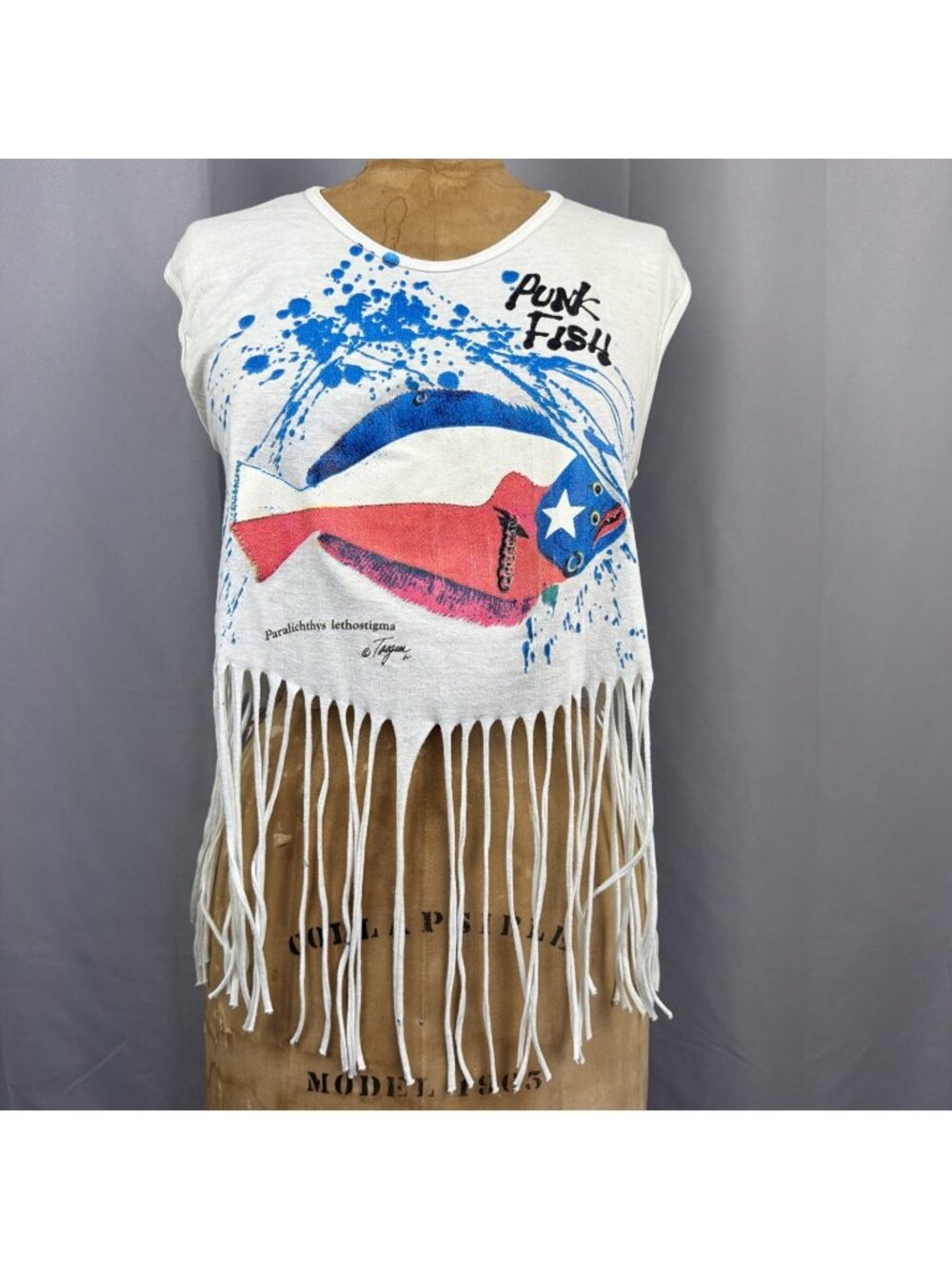Vintage 80s 1984 T-shirt Surfer Beach "Punk Fish" Cropped Fringe Made in USA